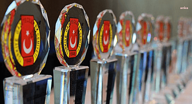 TGC 2025 Basın Özgürlüğü Ödülleri sahipleri Gazeteci Adnan Özyalçıner ve tutuklu gazeteciler oldu