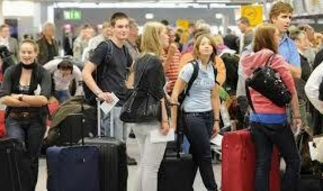AB 2023'te dünya turizm gelirlerinin yüzde 25,9'unu elde etti
