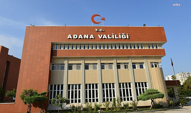 Adana'da eğitim uçağı düştü: İki kişi yaralandı