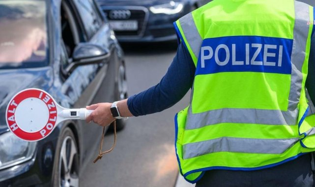 Almanya'da sınır kontrolleri 80,5 milyon euro'ya ulaştı