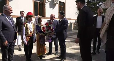 Bakan Yumaklı: 17 ilimizin daha hayvan pazarlarını açarak rahatlamayı sağlamış olacağız