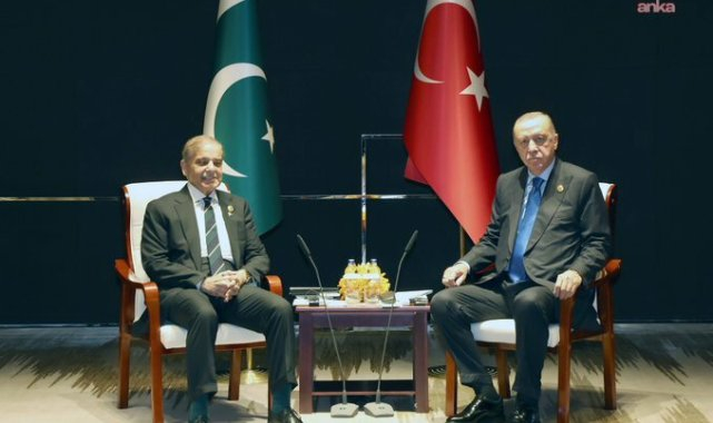 Cumhurbaşkanı Erdoğan Çin'de, Pakistan Başbakanı Şerif ile görüştü