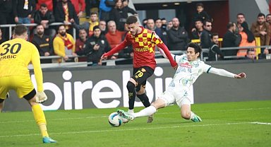 Göztepe, Çaykur Rizespor'u 3-0 mağlup etti 