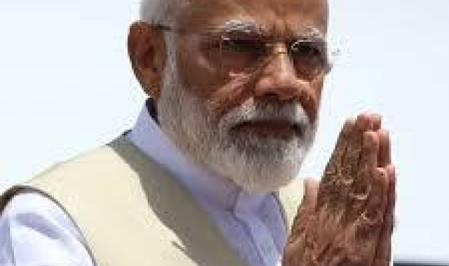 Hindistan Başbakanı Modi'den Pakistan'a: ''Yeni bir yanlış adım atarsa BrahMos füzeleri teröristleri yok edecek''