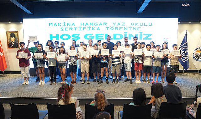 Kartal Bilim Mühendislik ve Teknoloji Merkezi'nde sertifika heyecanı