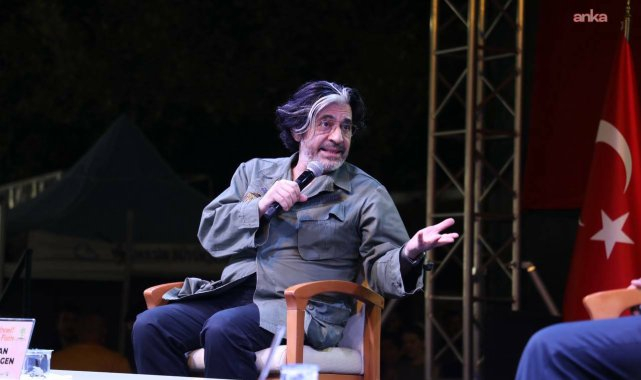 Okan Bayülgen, "Tiyatro, Sinema ve Hayat" söyleşisiyle Edremit Kitap Fuarı'nda