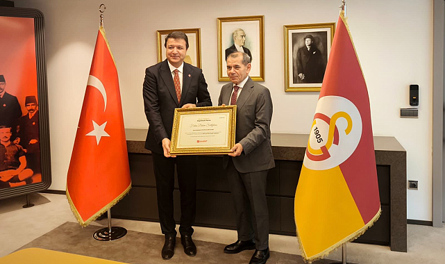 Saadet Partisi Genel Başkanı Mahmut Arıkan, Galatasaray Spor Kulübü Başkanı Dursun Özbek'i ziyaret etti