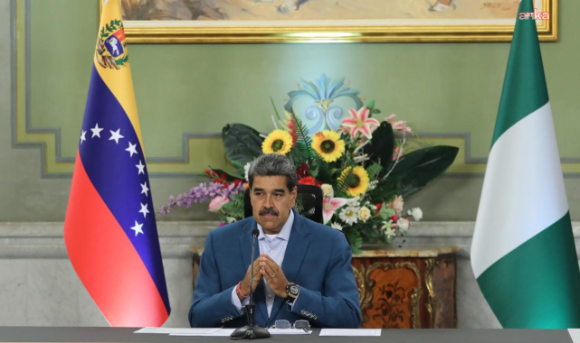 Venezuela, ABD'nin kartel operasyonuna gemi göndermesiyle Kolombiya sınırına asker sevk etti