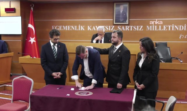 AK Parti, CHP'nin kura ile kazandığı Bayrampaşa Belediye Başkanvekili seçiminin iptali için dava açtı