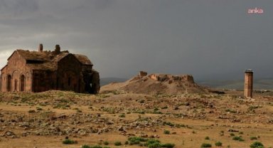 Almanya'nın önde gelen gazetelerinden Welt: 