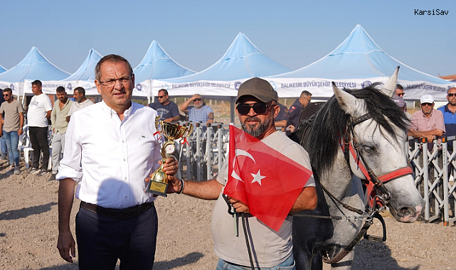 Ayvalık, ilk Rahvan At Yarışları'na ev sahipliği yaptı