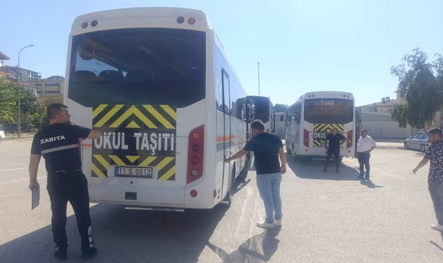 Bilecik Belediyesi Zabıta Müdürlüğü ekipleri okul servislerini denetledi