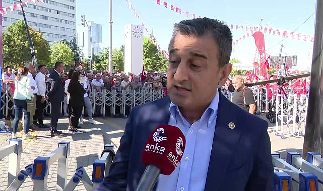 Burhanettin Bulut: "Yarın o mahkeme, Türkiye'nin geleceğine ilişkin bir karar verecek"