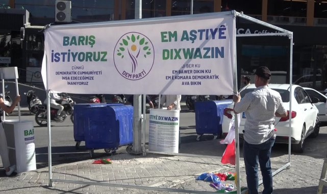 DEM Parti'den Adıyaman'da 'barışa imza at' kampanyası