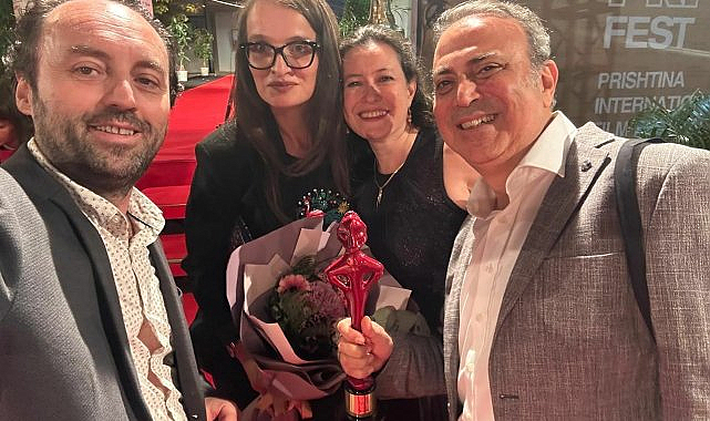 Erkan Tahhuşoğlu'nun "Döngü" filmi PriFilmFest'te En İyi Film ödülünü kazandı