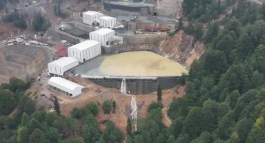 Giresun'da maden sahasında atık havuzunun taştığı iddia edildi