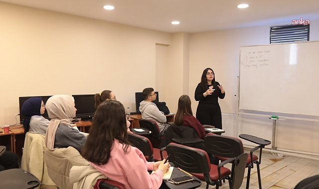 İBB Gençlik Ofislerinde yeni dönem eğitimleri başlıyor