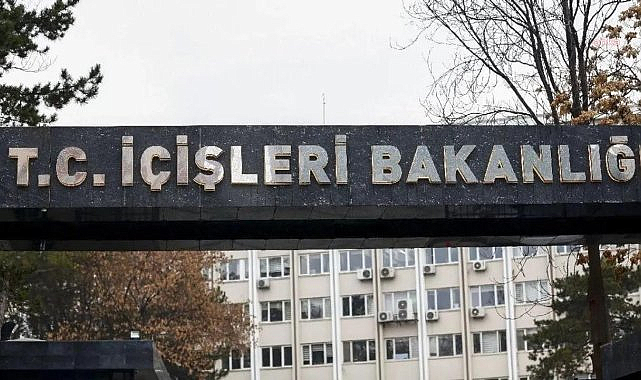 İçişleri Bakanlığı'ndan İzmir'de 3 belediyeye inceleme...