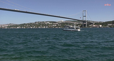 İstanbul Boğazı çift yönlü olarak gemi trafiğine kapatıldı