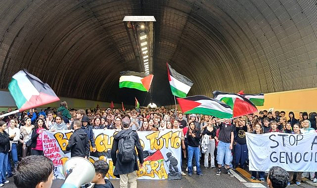 İtalya'da Filistin ve Küresel Sumud Filosu'na destek eylemleri