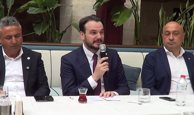 İYİ Partili Özatıcı: "Ana muhalefet partisine bir kayyum atamaya tevessül etmek bile bir siyasi çıldırmışlık halidir"