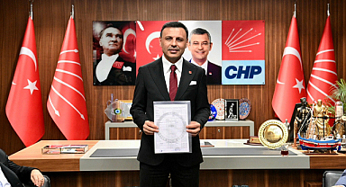 Mazbatasını alan Özgür Çelik: Türkiye’nin gündeminin bu tür meselelerle meşgul edilmemesi gerekir