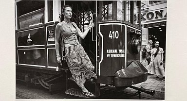 Meksikalı fotoğrafçı Toño Labra'nın "Denizin Kıyıları" sergisi Ankara'da açıldı