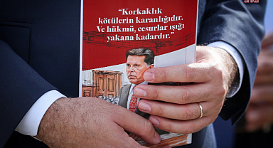 Özgür Özel'den kurultay davasına erteleme değerlendirmesi: 