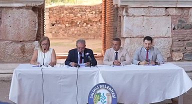 Salihli Belediye Meclisi eylül ayı toplantısı UNESCO Dünya Mirası Sardes Antik Kenti'nde yapıldı