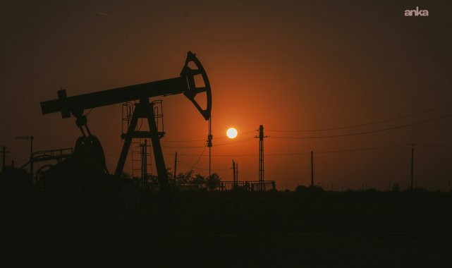 ABD'nin Rusya'ya yönelik yeni yaptırımlarının ardından petrol fiyatları, yüzde 4'ün üzerinde arttı