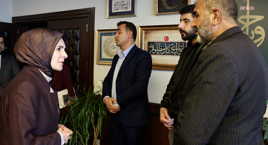 Aile ve Sosyal Hizmetler Bakanı Göktaş, Rojin Kabaiş'ın babası ile görüştü: Süreci hassasiyetle takip ediyoruz