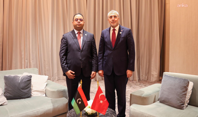 Bakan Işıkhan, Doha'da Libya Çalışma Bakanı Azum ile görüştü