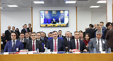 Cevdet Yılmaz: Vergi gelirlerinin yüzde 28,4 oranında artışla 13 trilyon 783 milyar liraya ulaşacağını tahmin ediyoruz