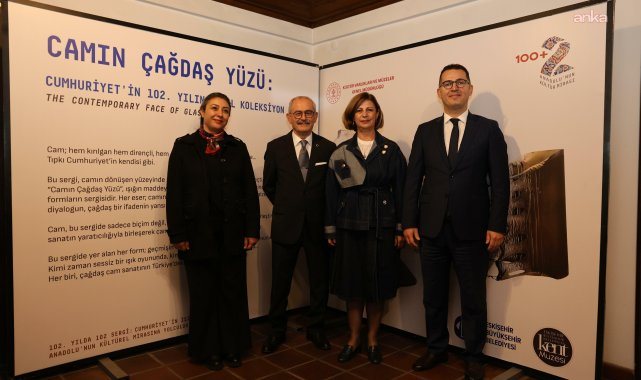 "Camın Çağdaş Yüzü" sergisi, Eskişehir'de izlenime açıldı