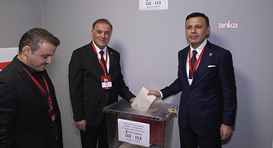 CHP 39. Olağan İstanbul İl Kongresi'nde Özgür Çelik: 