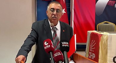 CHP Van 39. Olağan İl Kongresi'nde Seracettin Bedirhanoğlu yeniden il başkanı seçildi
