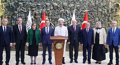 Diyanet İşleri Başkanı Arpaguş: Türkiye'de 250 bin civarında resmi hafızımız var