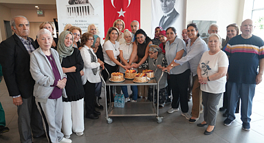 Kartal Belediyesi'nden Dünya Yaşlılar Günü'nde anlamlı ziyaret