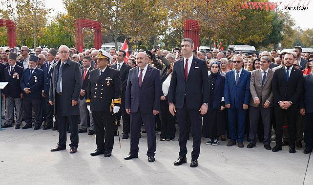 Kartal'da 29 Ekim Coşkusu: Atatürk Anıtı'nda Resmi Törenle Başlangıç