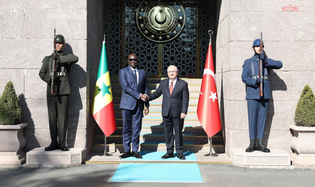 Milli Savunma Bakanı Güler, Senegal Silahlı Kuvvetler Bakanı Diop ile bir araya geldi