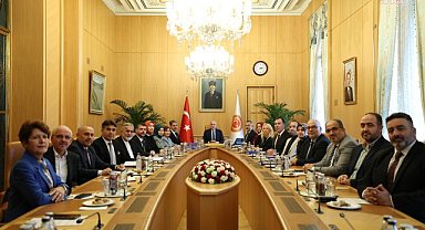  TBMM Başkanı Kurtulmuş, Büyük Aile Platformu üyelerini kabul etti