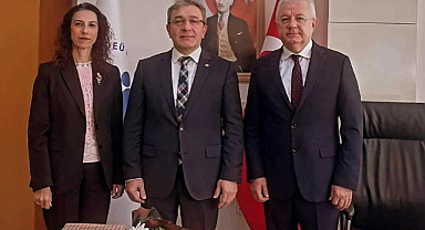 Türk Hemşireler Derneği'nden DEÜ Hemşirelik Fakültesi Dekan Vekilliği'ne kadın hastalıkları doktorunun atanmasına tepki