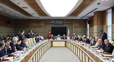 Vakıf taşınmazları ve kültür varlıklarında düzenlemeleri içeren kanun teklifi Komisyon'da kabul edildi