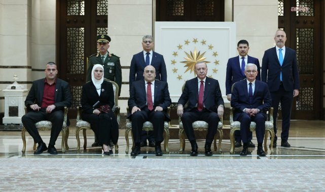 Beş ülkenin büyükelçisi Cumhurbaşkanı Erdoğan'a güven mektuplarını sundu