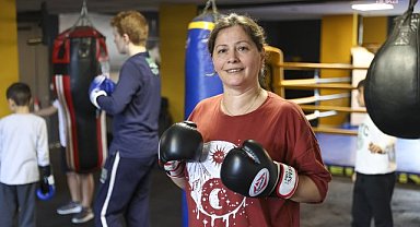 Bucalı kadınlar kick boks dersleriyle güçleniyor