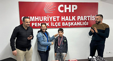 CHP Pendik Gençlik Kolları'ndan Satranç Turnuvası: 