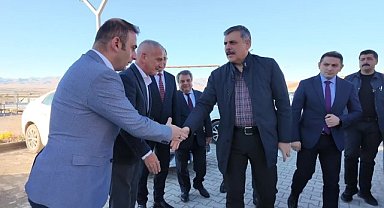 Erzurum Valisi Çiftçi, OSB'deki top mermisi imha çalışmalarını inceledi