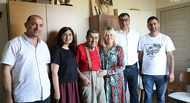 İBB Şehir Tiyatroları, Zihni Göktay’ı “Gidiş Dönüş Moskova” adlı yapımla yeniden sanatseverlerle buluşturuyor