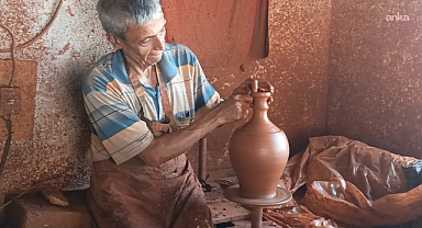 Karacasulu çömlek ustası Ekiz: 