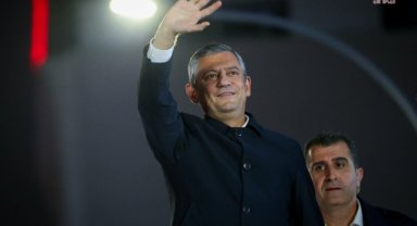 Özgür Özel: "Yarın 70'inci eylem için Kilis meydanında buluşuyoruz"